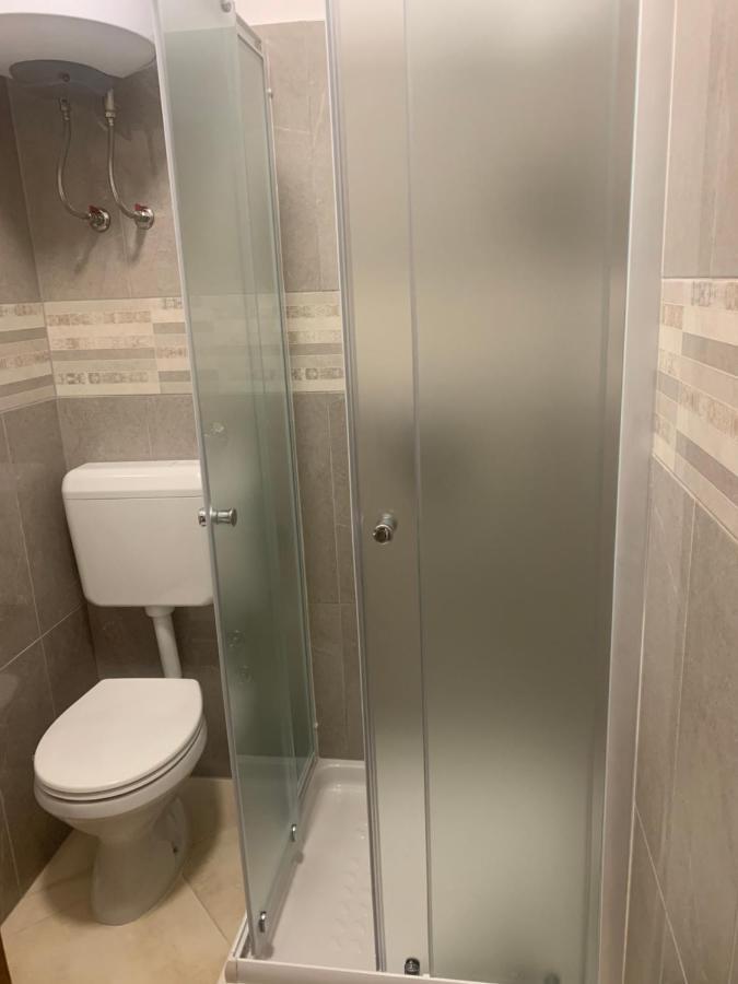 Apartman Edin อูมัค ภายนอก รูปภาพ
